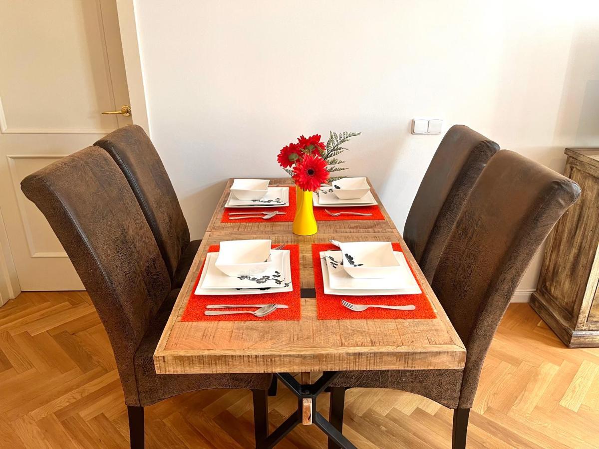 Amazing Apartment Zborovska Πράγα Εξωτερικό φωτογραφία